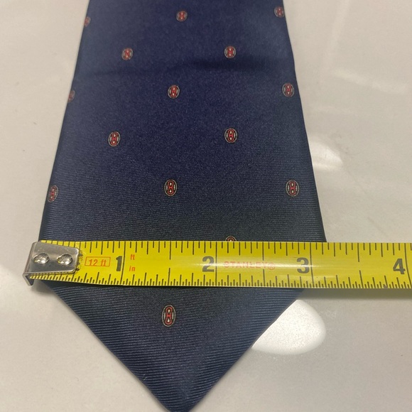 Mens tie. - Picture 2 of 5